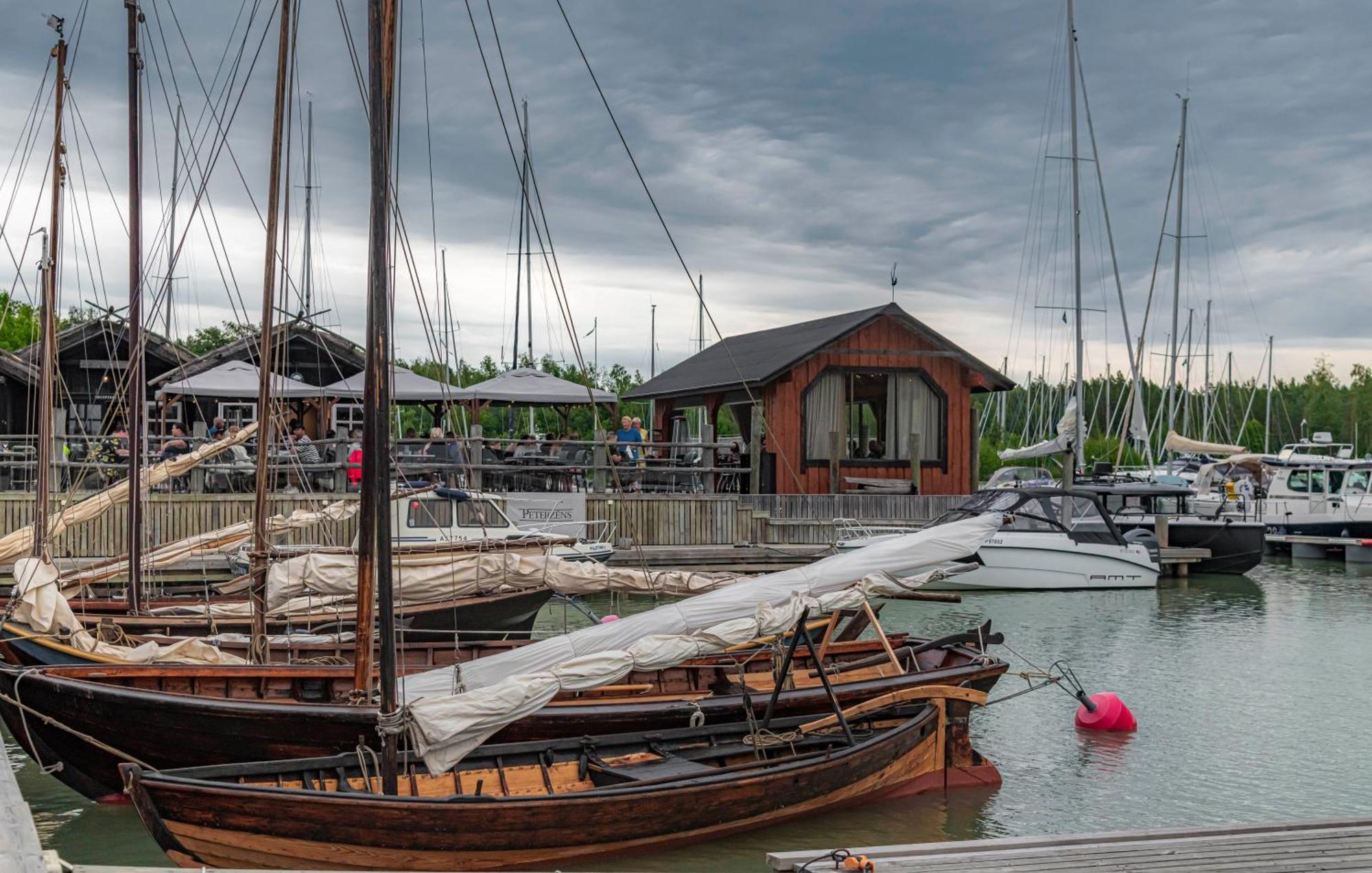 Вилла Peterzens Boathouse Laupunen Экстерьер фото